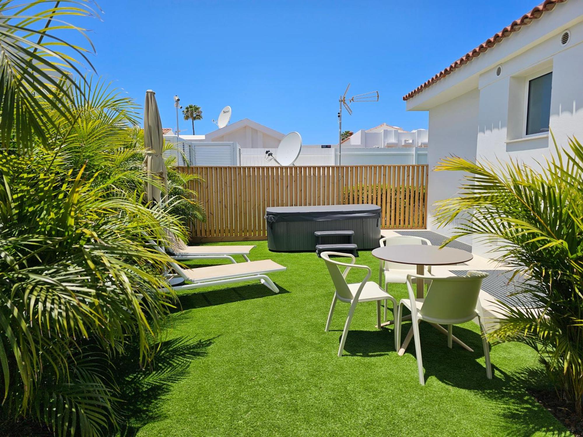 Mar Bianco - Gay Men Only Aparthotel Maspalomas  Eksteriør bilde